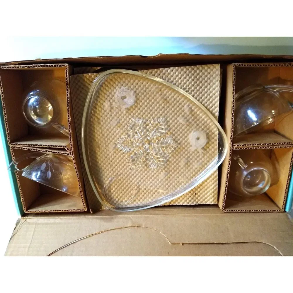 Indiana Glass Snowflake Smartset Snack Set Vintage Atomic Hinde & Daucn 1960s